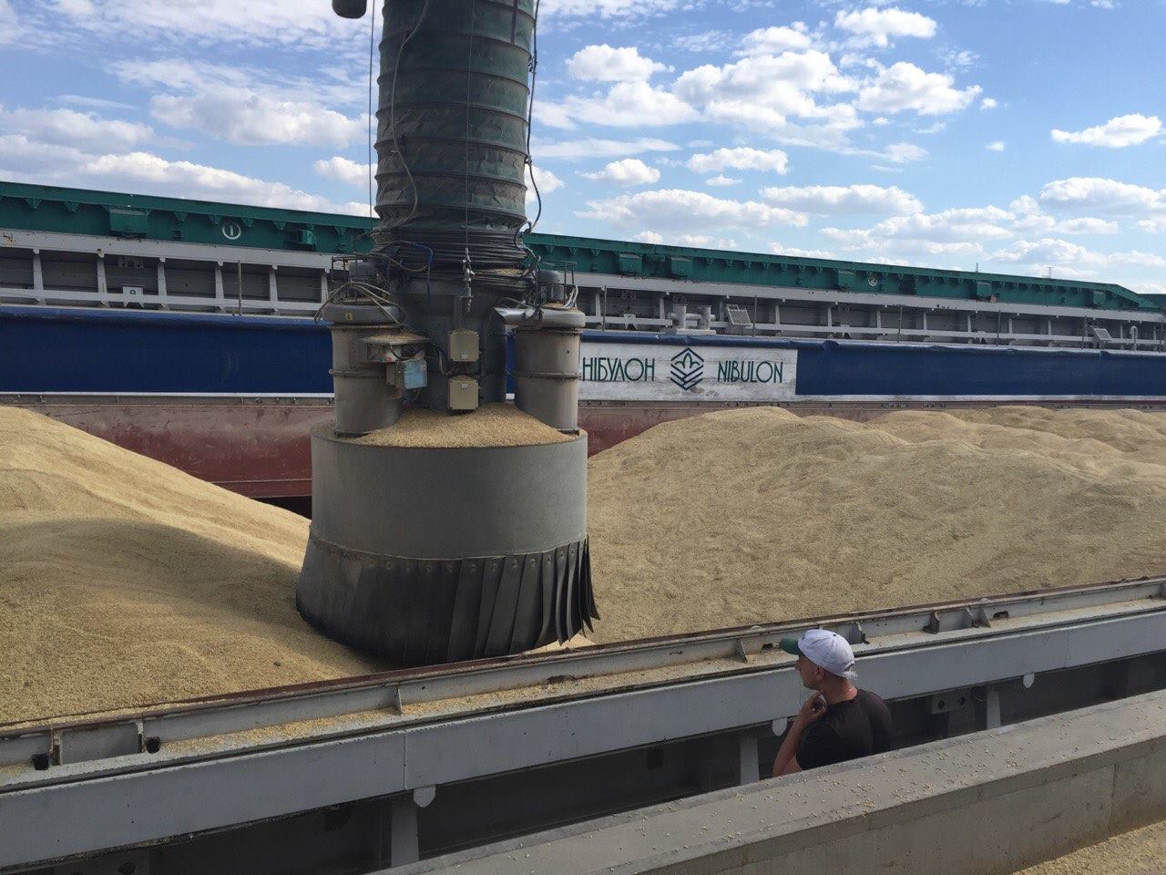«НІБУЛОН» у 2016/17 МР відправив на експорт 4,65 млн тонн зерна